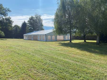 Notre zone d'activité pour ce service Location de plancher pour un festival ou un espace de danse temporaire, adapté aux tentes, chapiteaux ou scènes extérieures